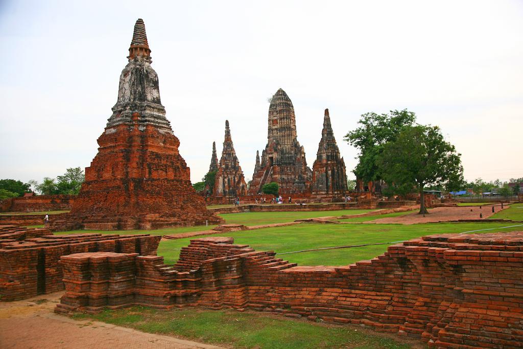 Tony'S Place Ayutthaya Exterior photo